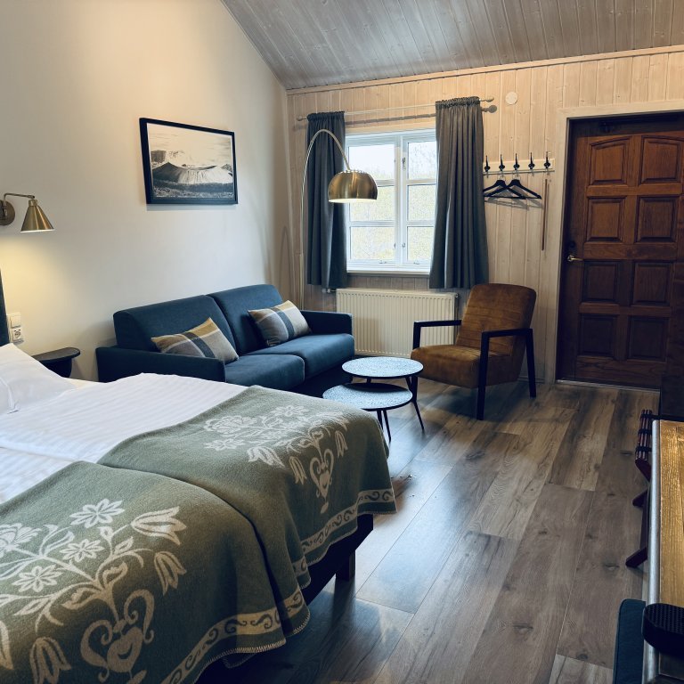 photo-sep-18-2024-14-12-32